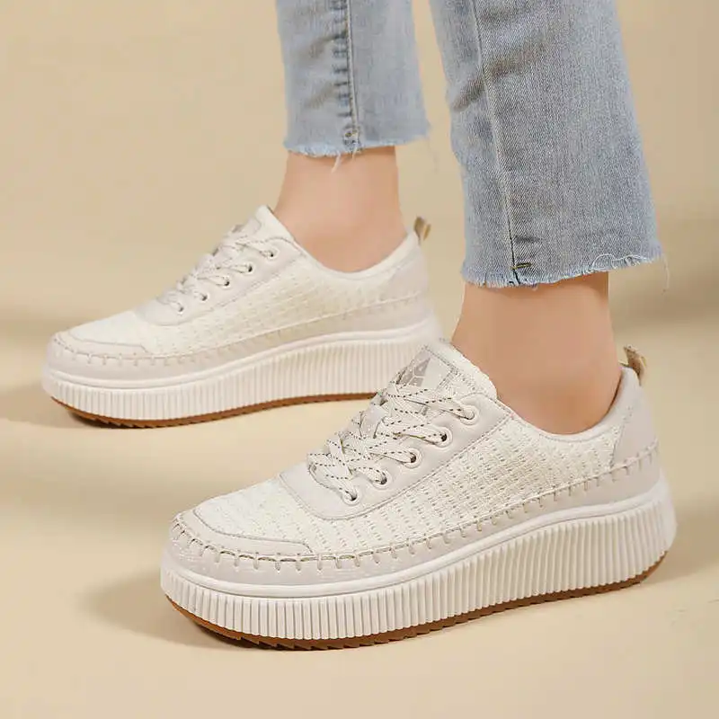 Bruine schoenen Dames Flats He - Tech Accessories Names recensie en prijs