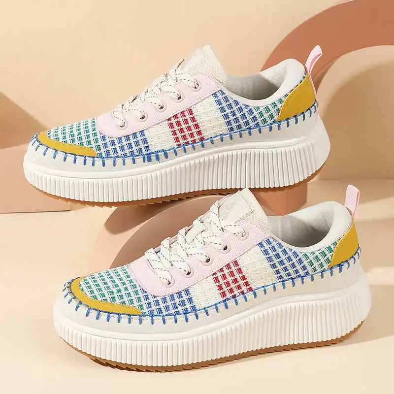 Bruine schoenen Dames Flats He - Tech Accessories Names recensie en prijs