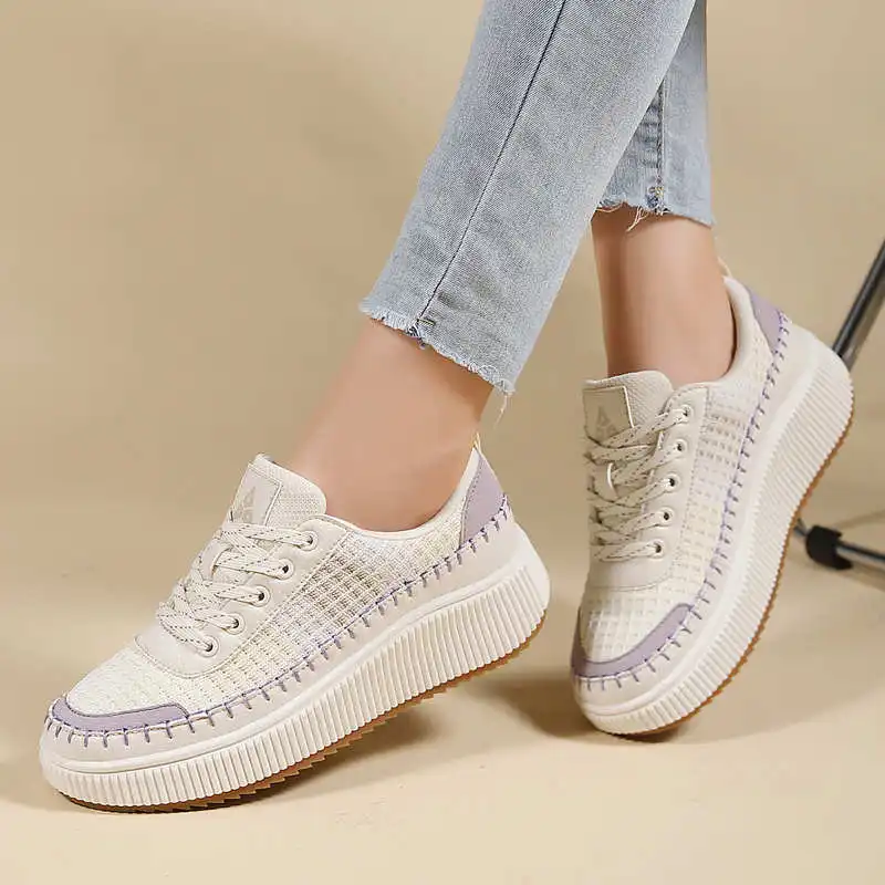 Bruine schoenen Dames Flats He - Tech Accessories Names recensie en prijs